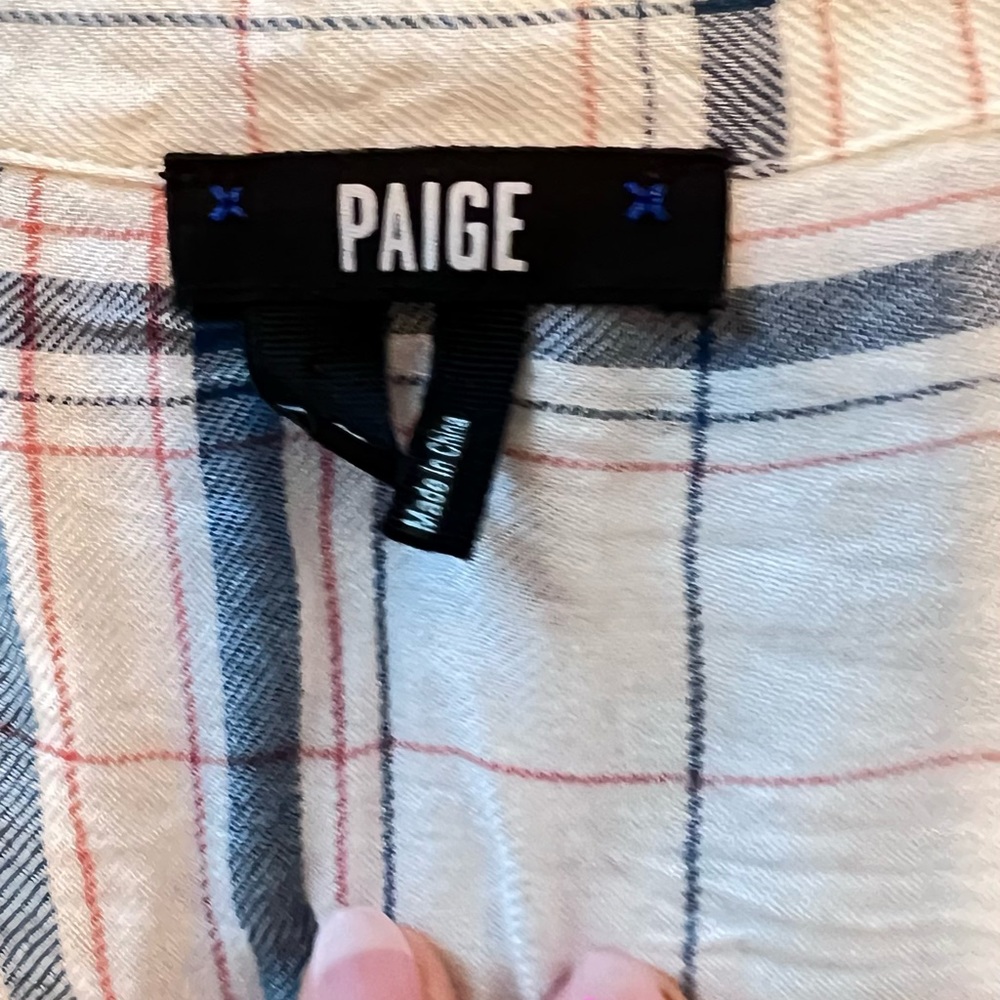 Paige - Picture 2 of 2